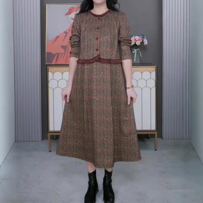 

Autumn-Winter Plaid Plus Size Woolen Dress for Mature Women 4XL (180-200 lbs)