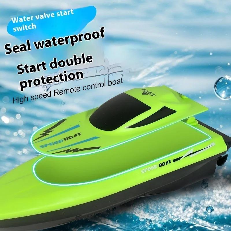 Remote Control Boat For Kids Waterproof Remote Control Toys Fast Remote Control Boat Lightweight Water Racer RC Boats Pool Toys