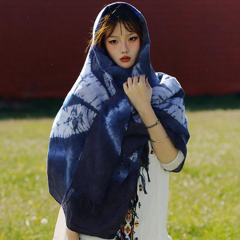 Ethnic Yunnan Dali Photo Shawl: Northwest Desert Scarf & Outerwear