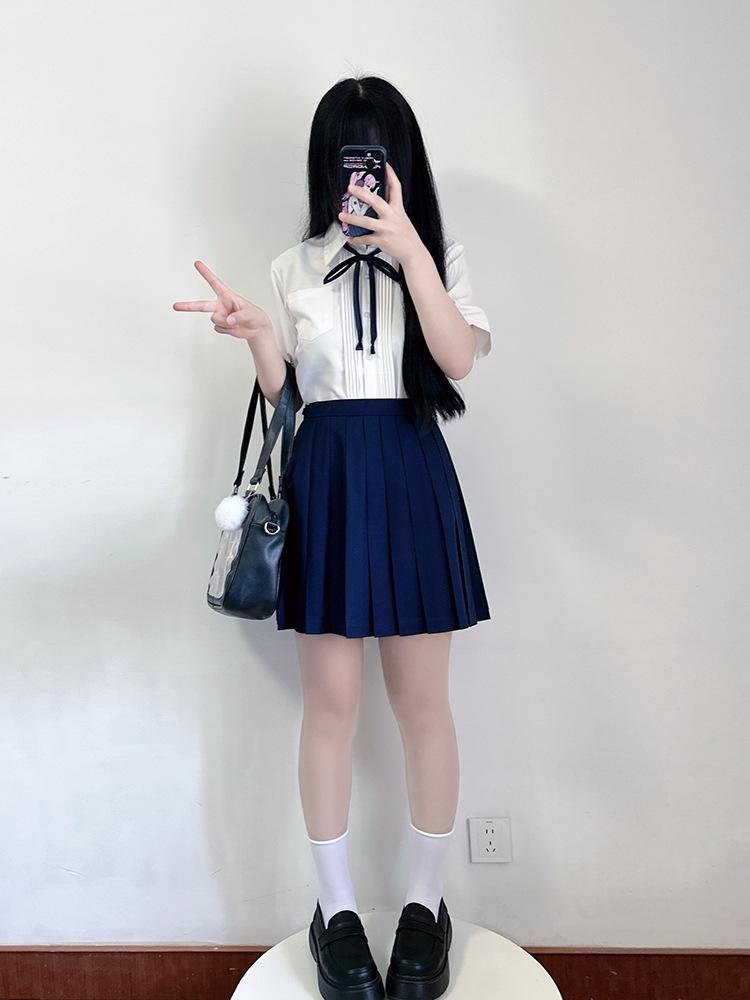 Women's Original Solid Color Pleated Skirt: Short, Medium, and Long Options for Student Graduation Photos