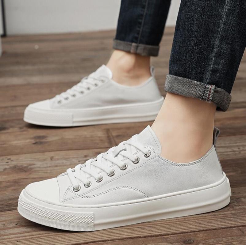 British Style Minimalist Shoes For Men Fashion Casual Genuine Leather Walking Lace-Up Soft Bottom Flat Designer Board Shoes