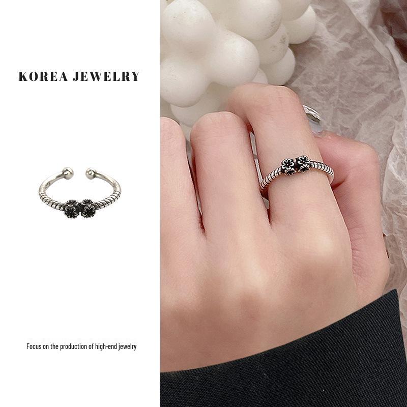 

Кольцо из серебра 925 пробы Lan Zhi с состаренной буквой - Ретро тайский дизайн для женщин Adjustable open size