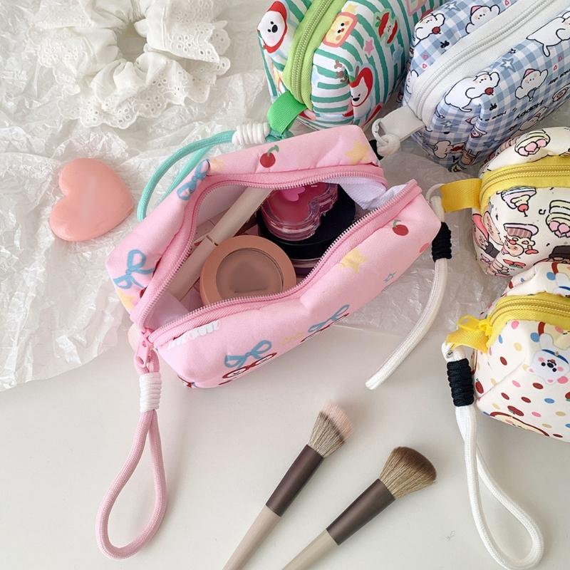 Creative Student Cosmetic Pouch With Cartoon Design Portable Hand Carry Water Resistant Polyester Makeup Organizers For Teens Women Daily Use