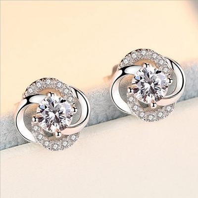 Four Leaf Clover Ear Stud S925 Silver Earrings Creative and Elegant Personality Retro Earrings Jewelry Women