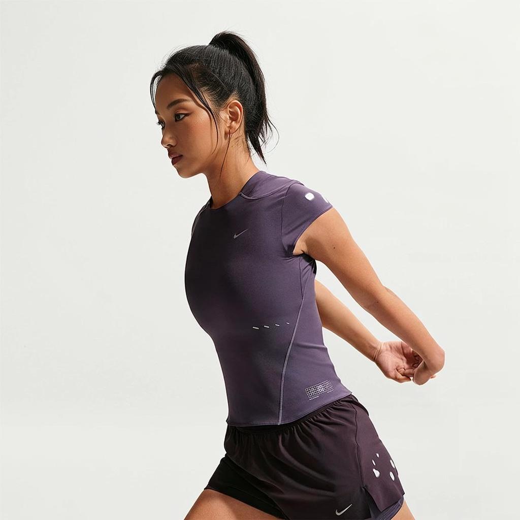 Nike Dri-FIT ADV Swift Reflective Lightweight Running T-Shirt Women Tops IR7590-573