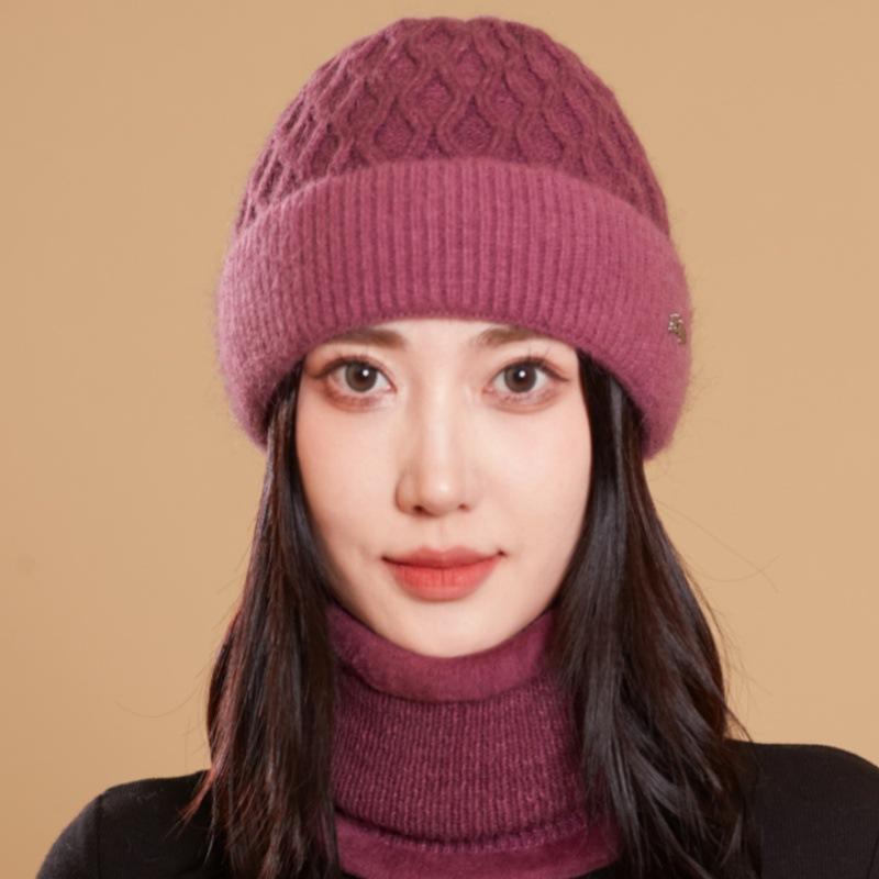 New Knitted Hat Winter Women's Outdoor Cold Hat Outdoor Crimped Twist Pattern Warm Wool Hat