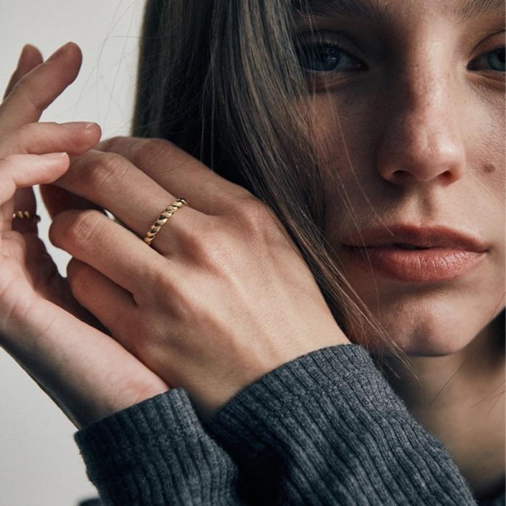 Cinq.Silver.213 925 Silver Thick Bout Ring  Gold 