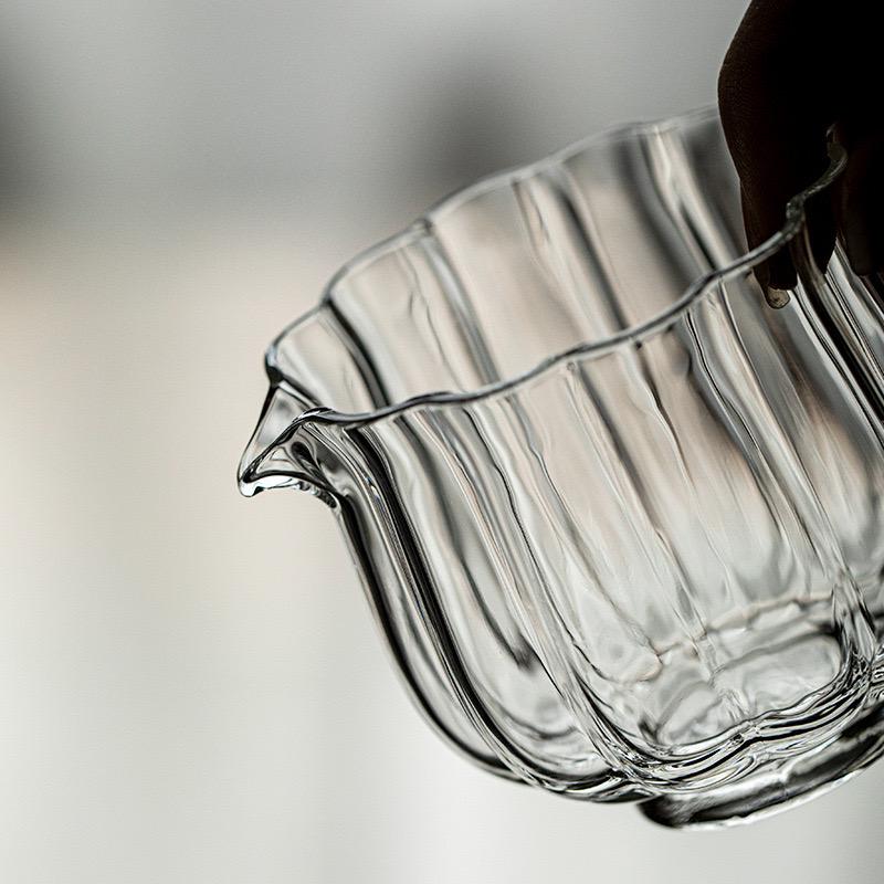 Small Transparent Heat-Resistant Glass Zen Lotus Gong Dao Bei Tea Cup Separator