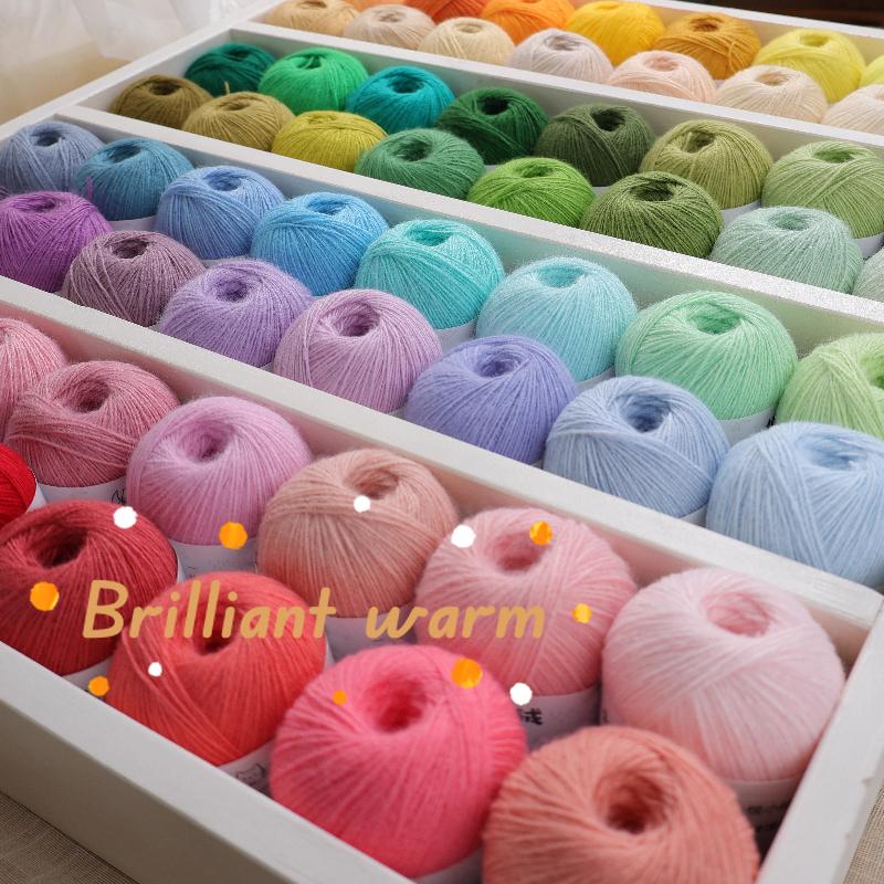 45g/yumak Çok Renkli Ultra İnce Akrilik İplik Yumuşak Kabarık Örgü Tığ İşi İpliği Kendin Yap El Tığ İşi Bebek Bebek Kıyafeti Malzemesi