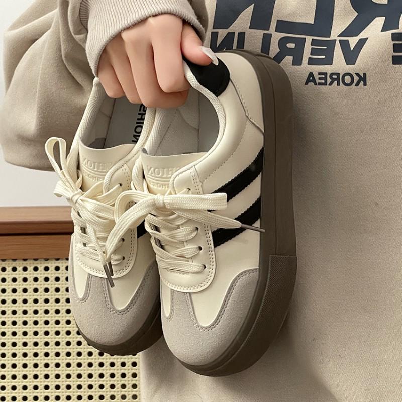 

Versatile 2025 Women s Thick-Soled White Retro Skate Shoes for Spring & Autumn 35