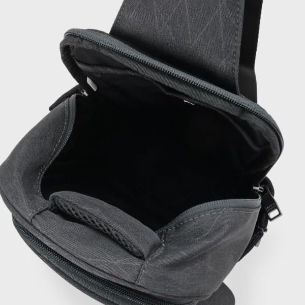 Takeo Kikuchi Shadow Line Body Bag, Navy (094) 00 (FREE)