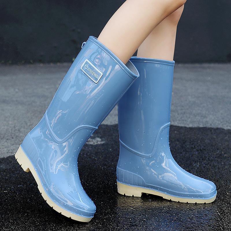 

2025 New Women s Rain Boots High-Tube Waterproof Anti-Flood Silicone Anti-Slip oe Covers Faionable Korean Sle PVC Material 35-36