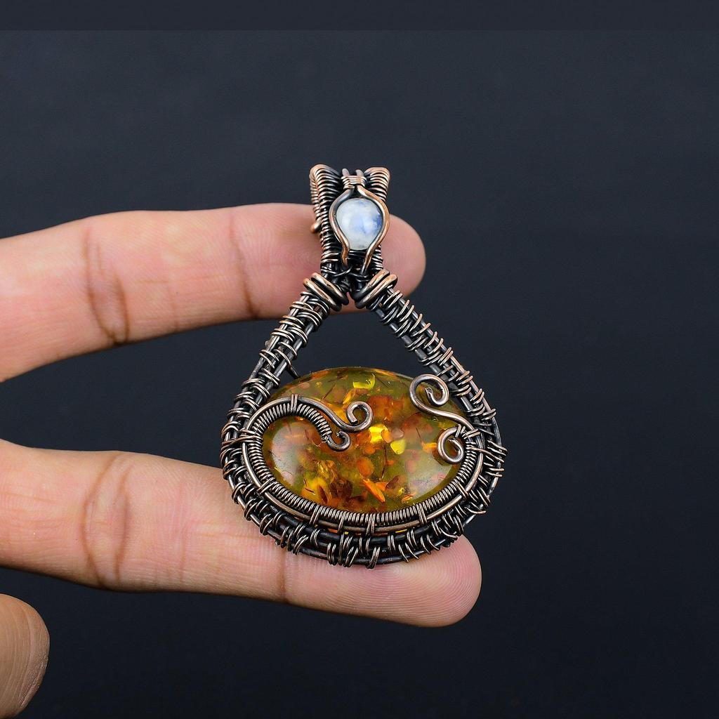 Baltic Amber Gemstone Pure Copper Wire Wrapped Handmade Pendant Jewelry For New Year Gift