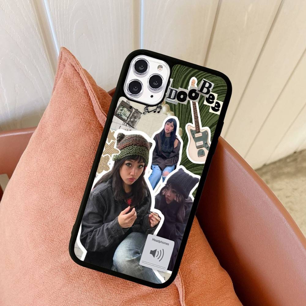 Singer B-Beabadoobee Phone Case For IPhone 17 16 15 14 13 12 11 Pro Max Plus MiNi 17Air PC+TPU Armor Cover