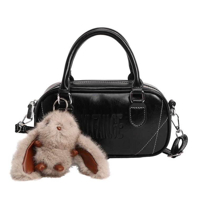 

Niche fashion handbag bag women s new autumn and winter retro high-end baseball bag one-shoulder crossbody bag No pendant model чёрный