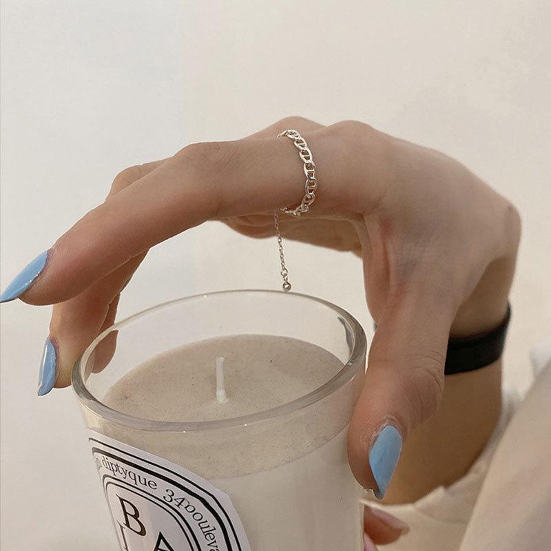 Contemporary Korean Style Adjustable Silver Ring Designed For Women With Fashionable Details