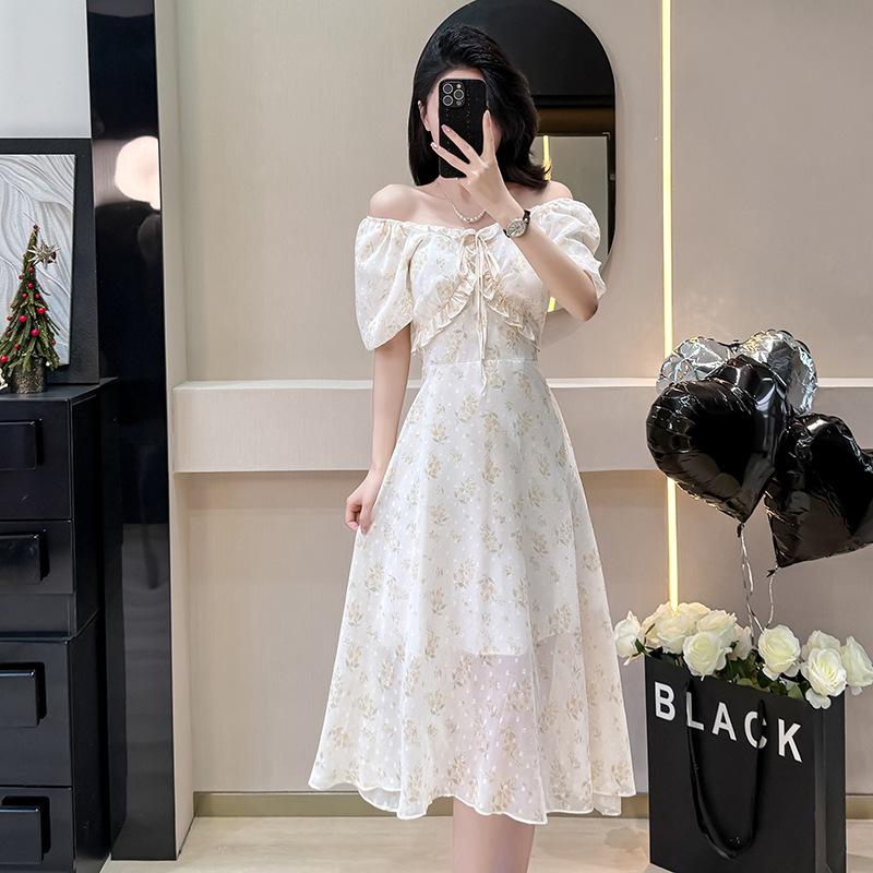 

Женское летнее шифоновое платье с цветочным принтом и милым воротником-рюшем Medium