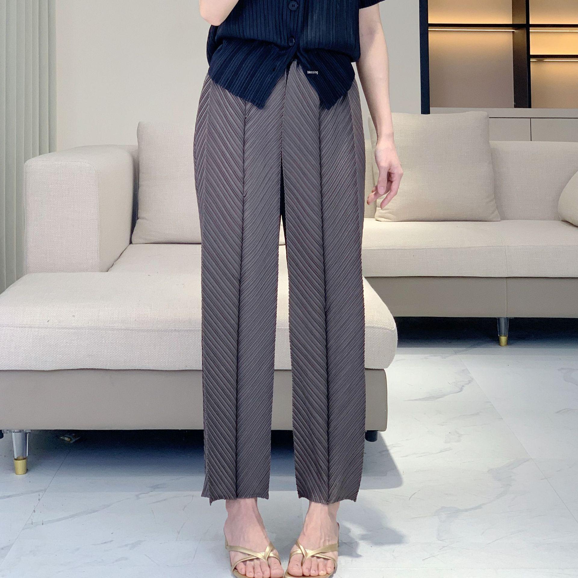 

Women s High-End Pleated Wide-Leg Pants with Irregular Design One Size [45-75 kg]