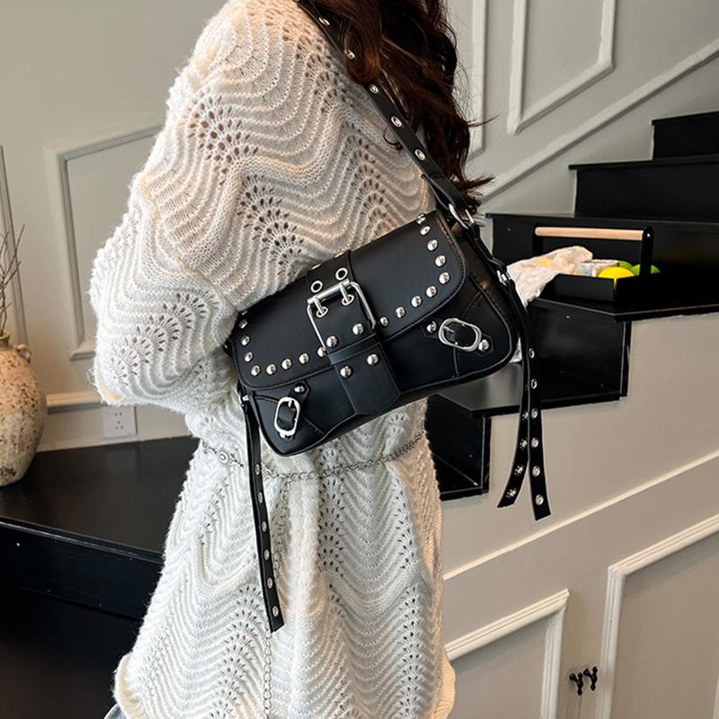 Trendy Punk Style Armpit Bag Large Capacity Underarm Bag Vintage Style Handbag Rivet Design Shoulder Bag For Women