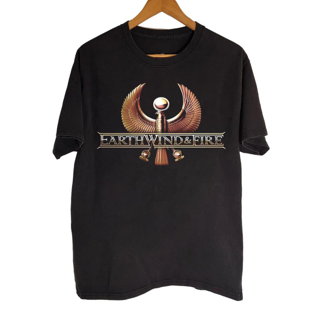 

RARE Earth, Wind & Fire Band Tour 2025 Black Cotton All size S-5XL T-shirt TA31 Unisex T-Shirt XL