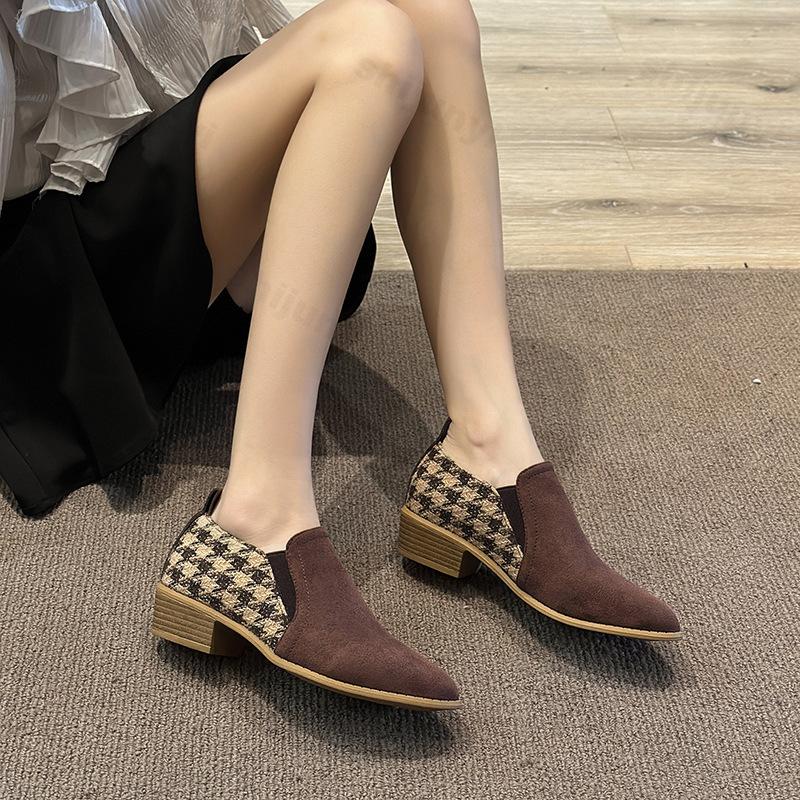 Fashion Women's Retro Pointed Head Low Top Casual Coarse Heel Shoes 2025 Autumn British Style Fashion Comfortable Versatile Single Shoes