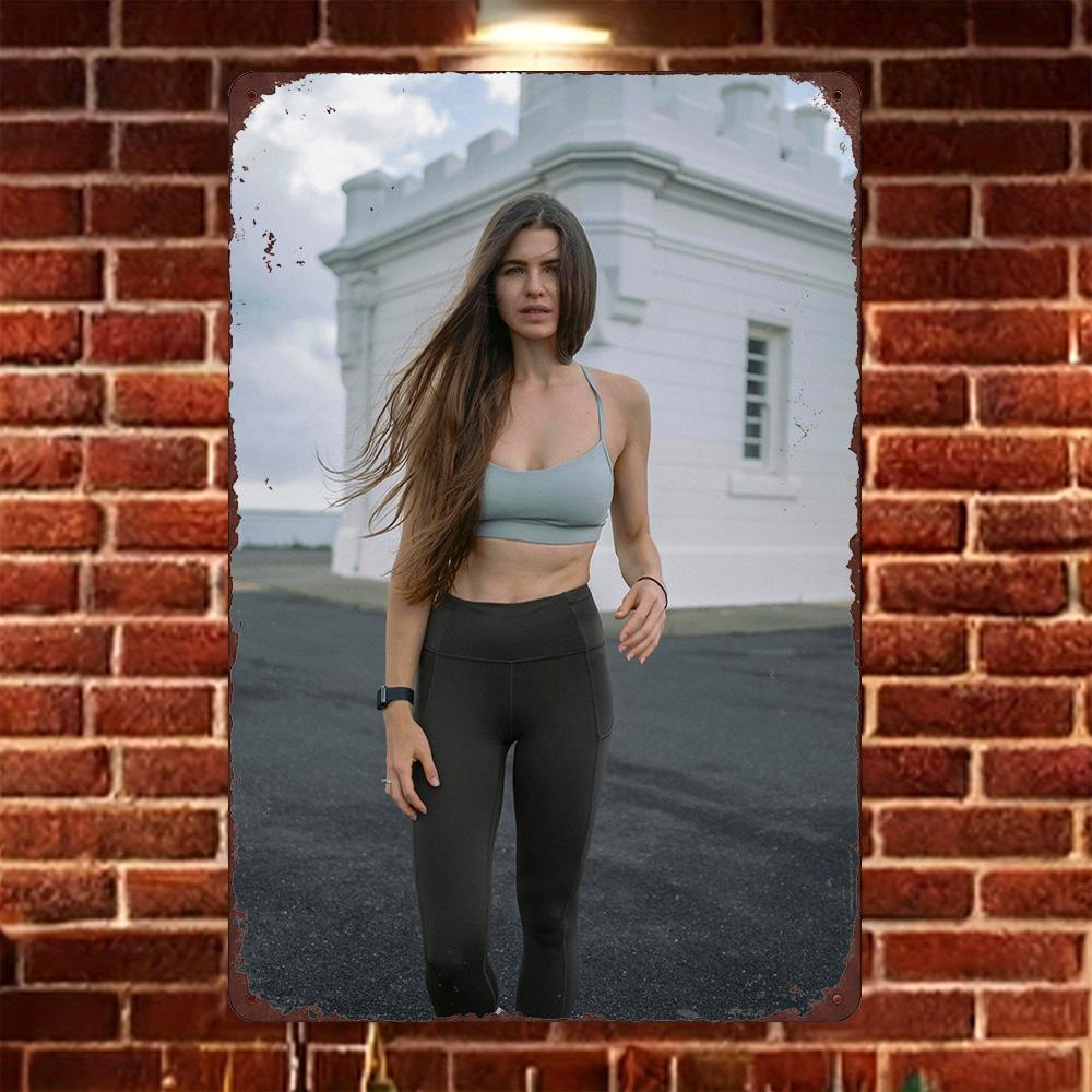 

HD Metal Tin Sign Fitness Woman Doing PullUps on Outdoor Gym Equipment Wall Decor 20x30cm（7.8x11.8inch）