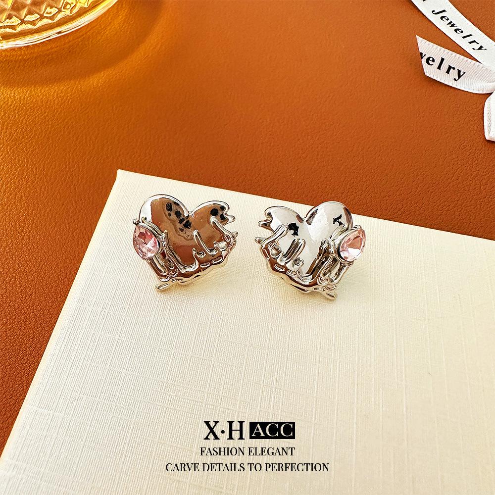 Vintage Bow Earrings: Timeless, High-End Retro Fashion Accessory