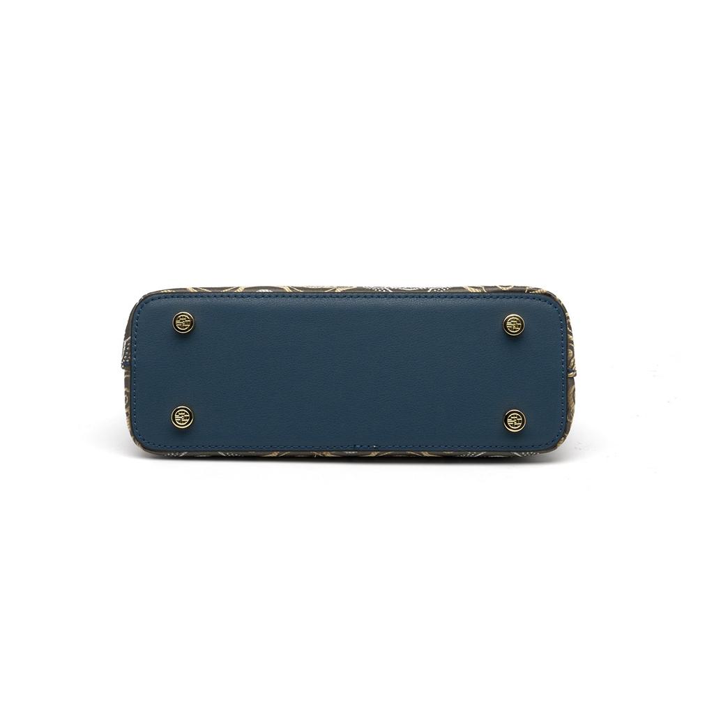 Leather Chinese style printed messenger bag 2026 new fashion women's shoulder bag Chinese style cowhide bag