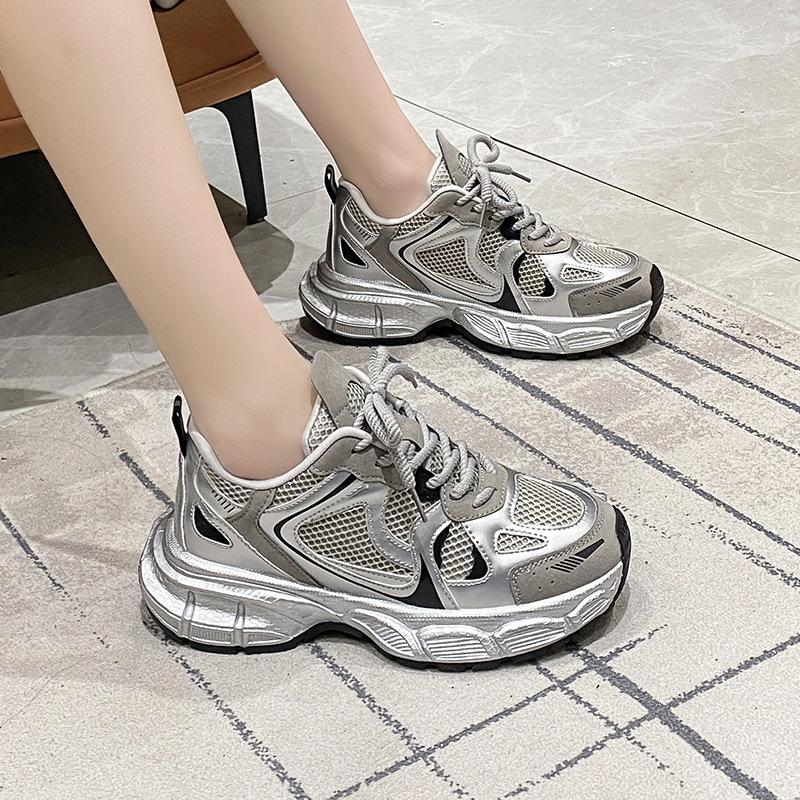 

Женские кроссовки на толстой подошве, увеличивающие рост, весна 2024, новые, серебристые, сетчатые, дышащие, легкие, спортивные и для отдыха 40 чёрный