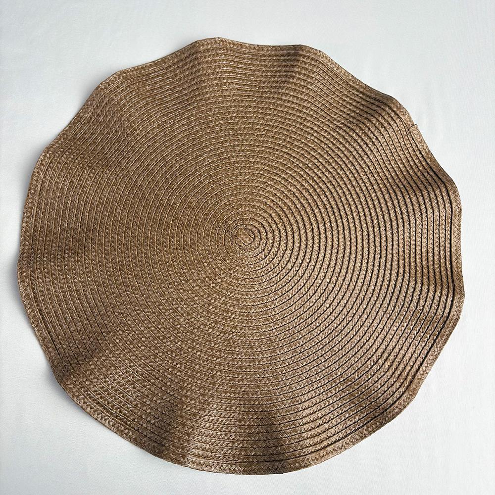 Set of 6 Round Placemats with Weave Design Heat-resistant Table Mats Washable with Corrugated Edge Non-slip Dining Table Mats