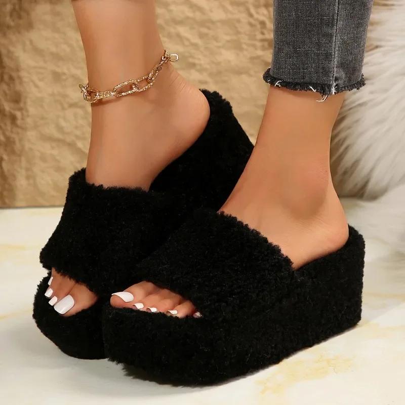 Fashion 2024 Hot Sale Ladies Shoes Plus Size Women's Slippers Fashion Peep Toe Casual Slippers Women New Short Plush Platform Slippers