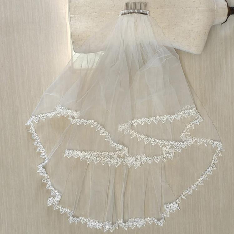 Bröllopstyll Brud Flerskiktad Slöja med Spets Hjärtformad Kant Elegant Brudtärna Slöja