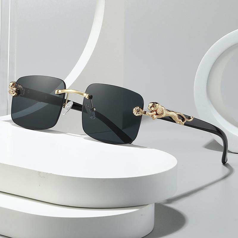 Luxury Designer Sunglasses Men Women Leopard Print Rimless Vintage Elegant Shades Trendy Cute Fashion Glasses