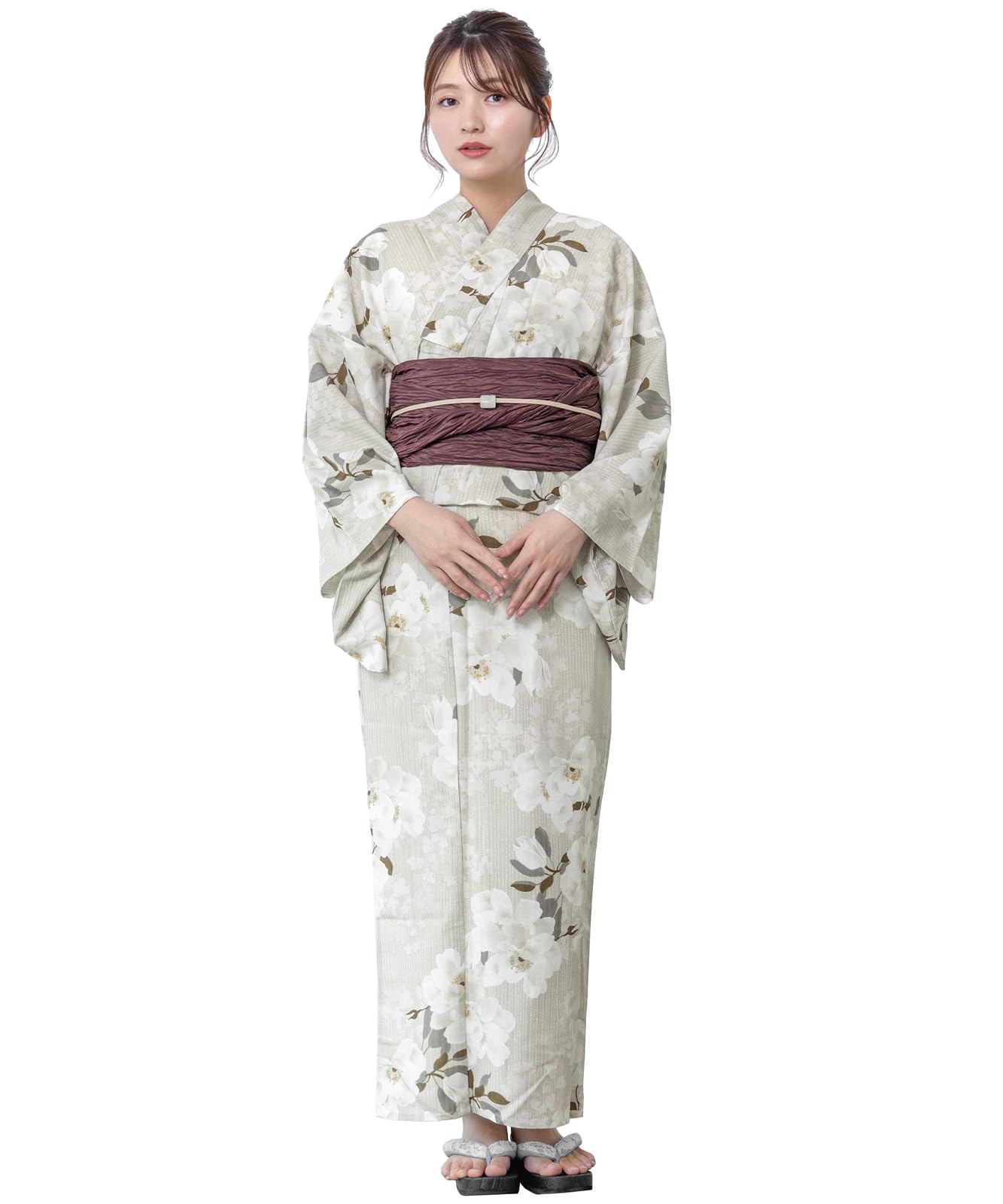 

SOUBIEN Флоро Юката Комплект и Один Размер Подходит Цветы в Бордо Женский 3 предмета (Юката, Оби, Гета), Все, в западном стиле (ykt10130-obs00330)