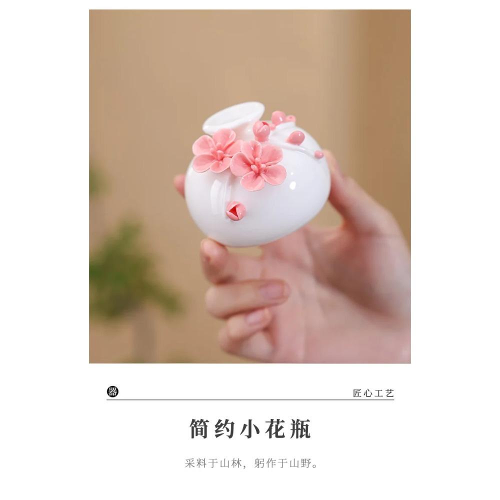Ceramic Hand-molded Plum Blossom Vase Jadeite Porcelain Warm Transparent Decorative Fresh and Delicate Flower Vase Decorative