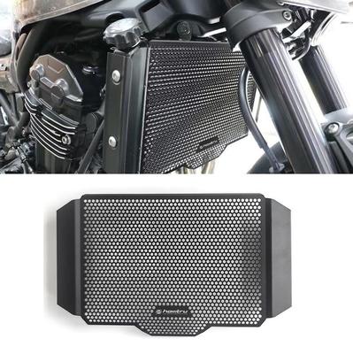 Kawasaki Z900RS 17-20 Ochrana chladiča