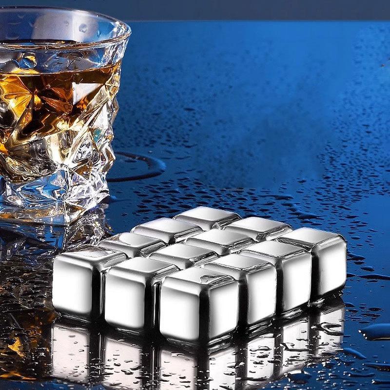 2/4 STÜCK Eiswürfelkugel Lebensmittelqualität Edelstahl 304 Schnellgefrieren Whiskey Heimgebrauch Kühlwerkzeug Haushalt Stein Eiskugel Eiswürfel