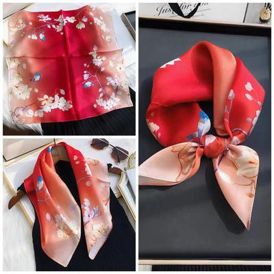 Eleganti Foulard di Seta da Donna Con Centinaia di Camicie, Assistenti di Volo, Decorazione Professionale, Protezione del Collo, Foulard, 70 Foulard Quadrati Piccoli.