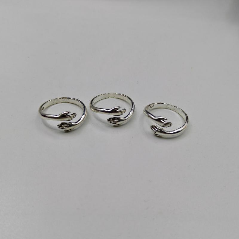 

2026 New Style Retro Embrace Ring Open Couple Hold Ring Valentine s Day Gift Personality Finger Zinc Alloy Ring Geometric Shape adjustable