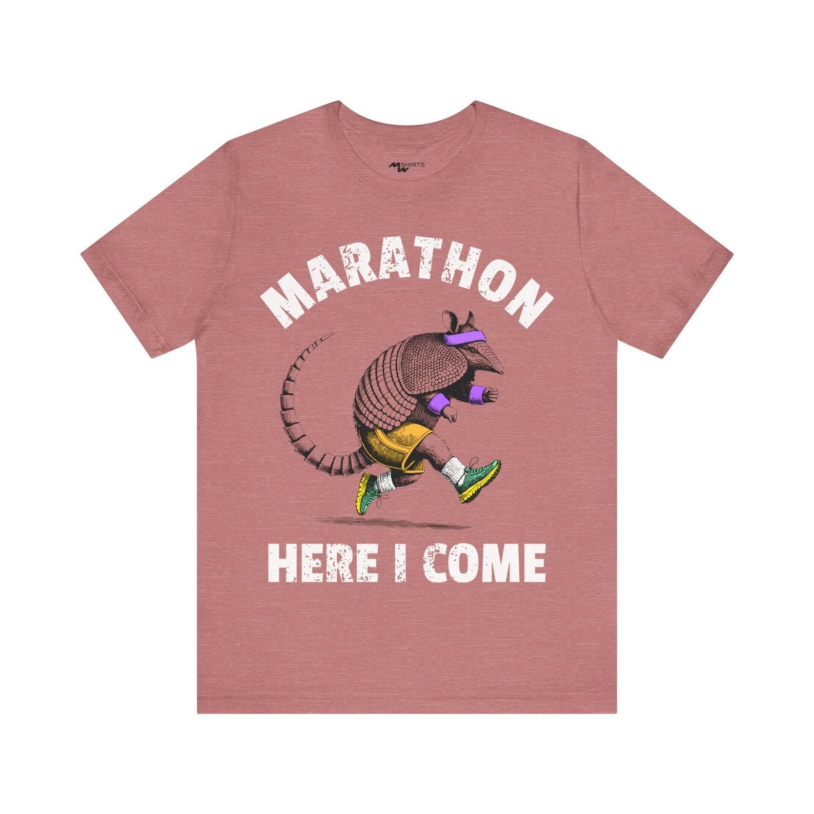 Jogging Armadillo T-Shirt: Marathon Here I Come Unisex Tee XL