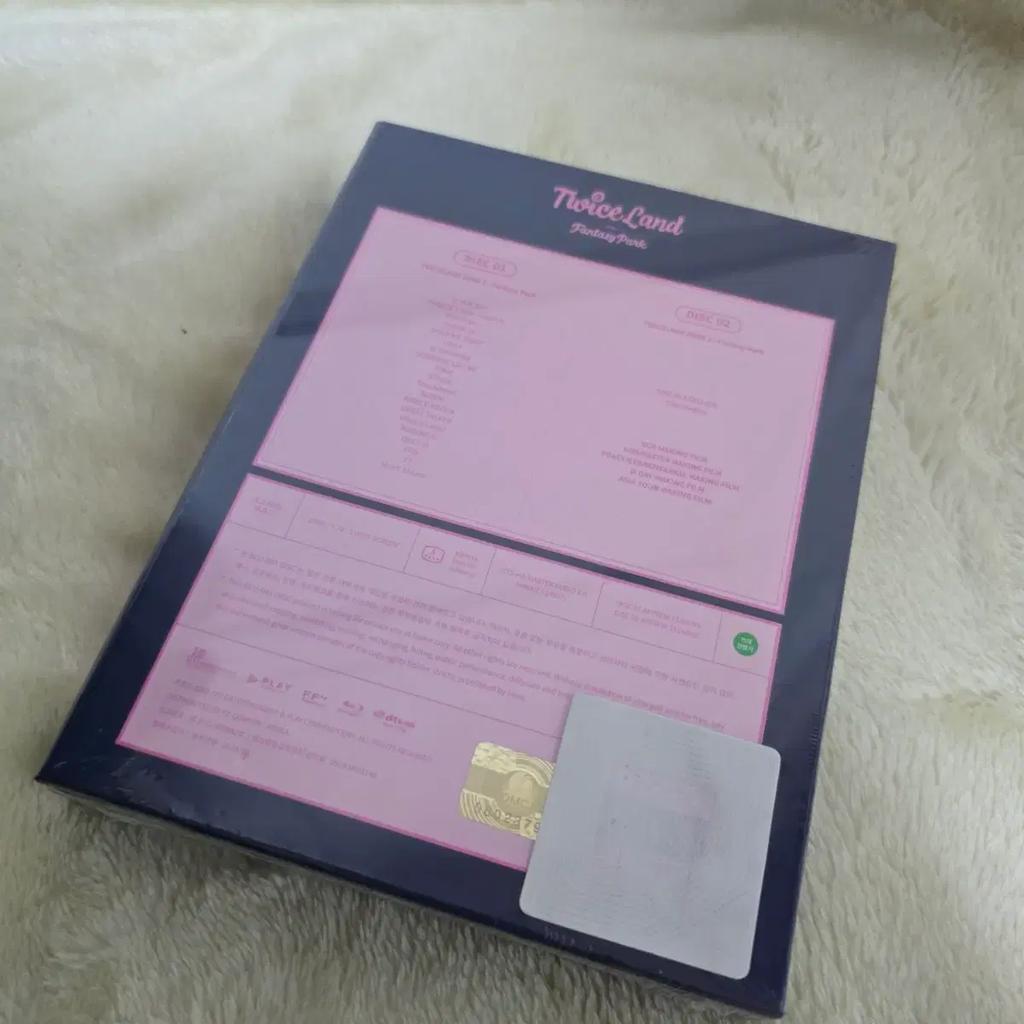 TWICE Unopened Land Zone 2 Fantasy Park Blu-ray (Concert)