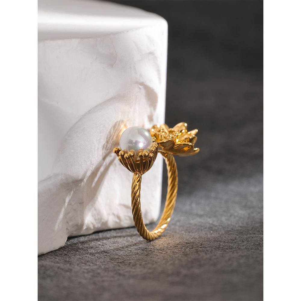 Eetit Stainless Steel Fashion Charm Flower Ring for Women Personality Statement Finger Gold Color Waterproof Jewelry Accessories