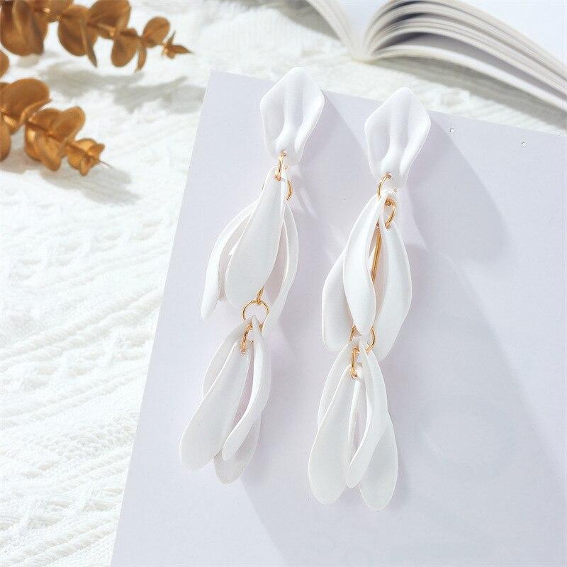 

Pinkdudu модные 6 цветов тонкие серьги-капли с кисточками и лепестками креативные легкие роскошные серьги с цветком для женщин ювелирные изделия PD1548 White белый