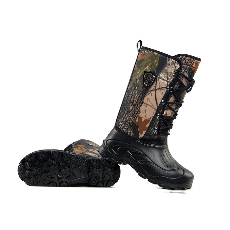 Men's Camouflage High-Top Winter Boots: Waterproof, Insulated, and Durable for Fishing and Snow.