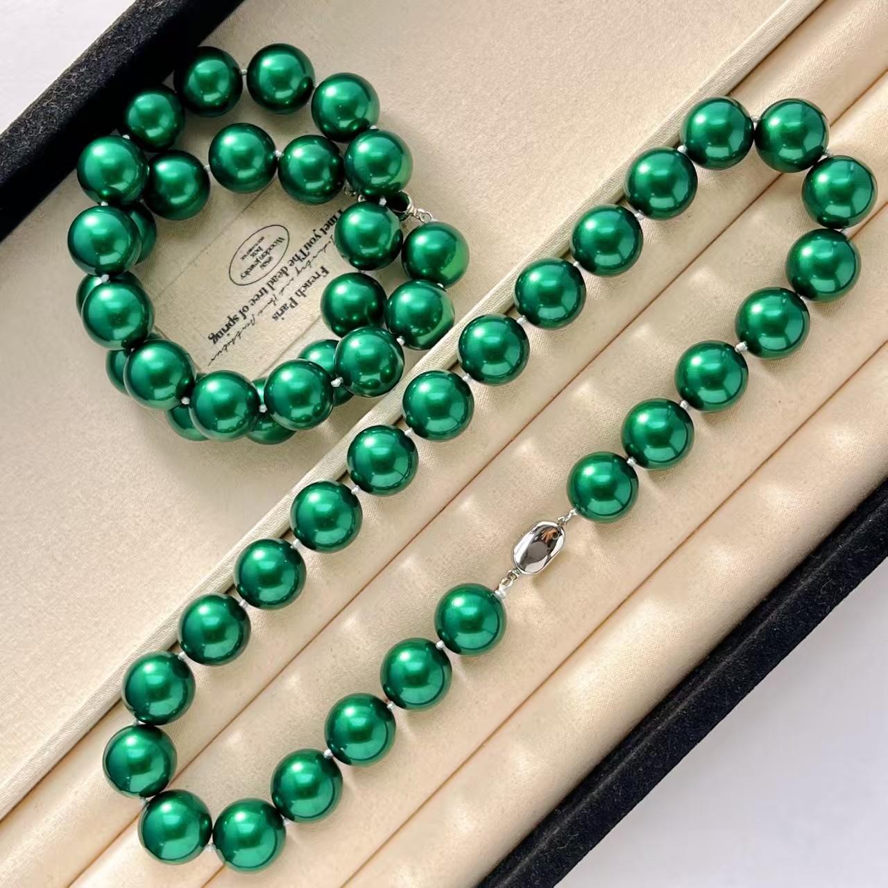 

16Mm Vintage Large Grain Morandi Malachite Green Faux Crystal Pearl Necklace Clavicle Sweater Chain