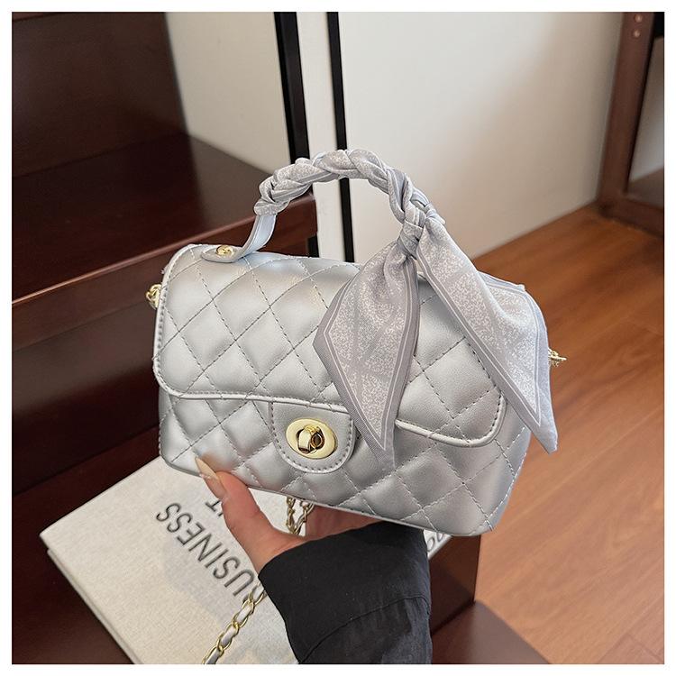 Rhombus Chain Bag Women's Autumn and Winter New Casual Niche Messenger Bag Portable Small Square Bag