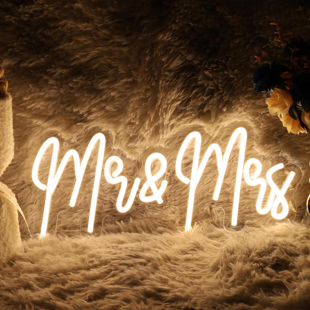Mr and Mrs Neon Sign for Wedding Decor, Mr & Mrs Sign Wedding Ceremony Backdrop Decorations Gift for Reception