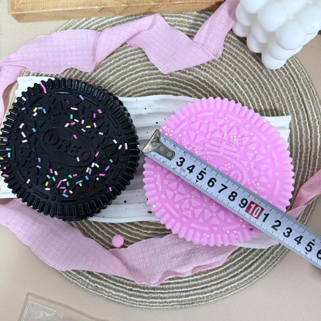 12 cm großes Oreo-Quetschspielzeug mit Schlammgefühl, Simulation von Nahrungsmitteln, Dekompressionsspielzeug, Geschenk für Studenten, nützliches Werkzeug zur Druckreduzierung
