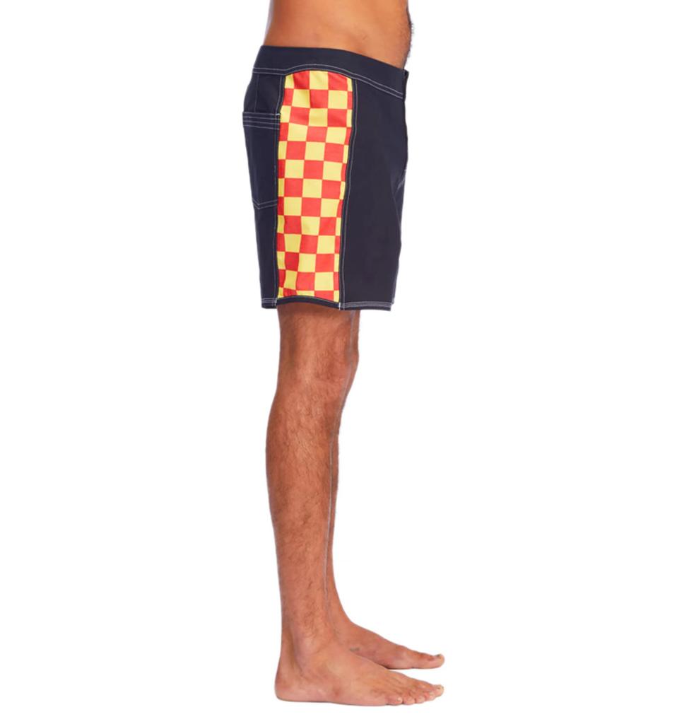 Quiksilver Original Arch 16 Men's Board Shorts, Size KVJ6, Size 28