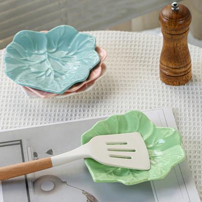 Descansa Cucharas Cerámico con Forma de Hoja Soporte Versátil para Utensilios Plato para Condimentos Bandeja de Almacenamiento para Joyas Reposacucharas Práctico para Cocina